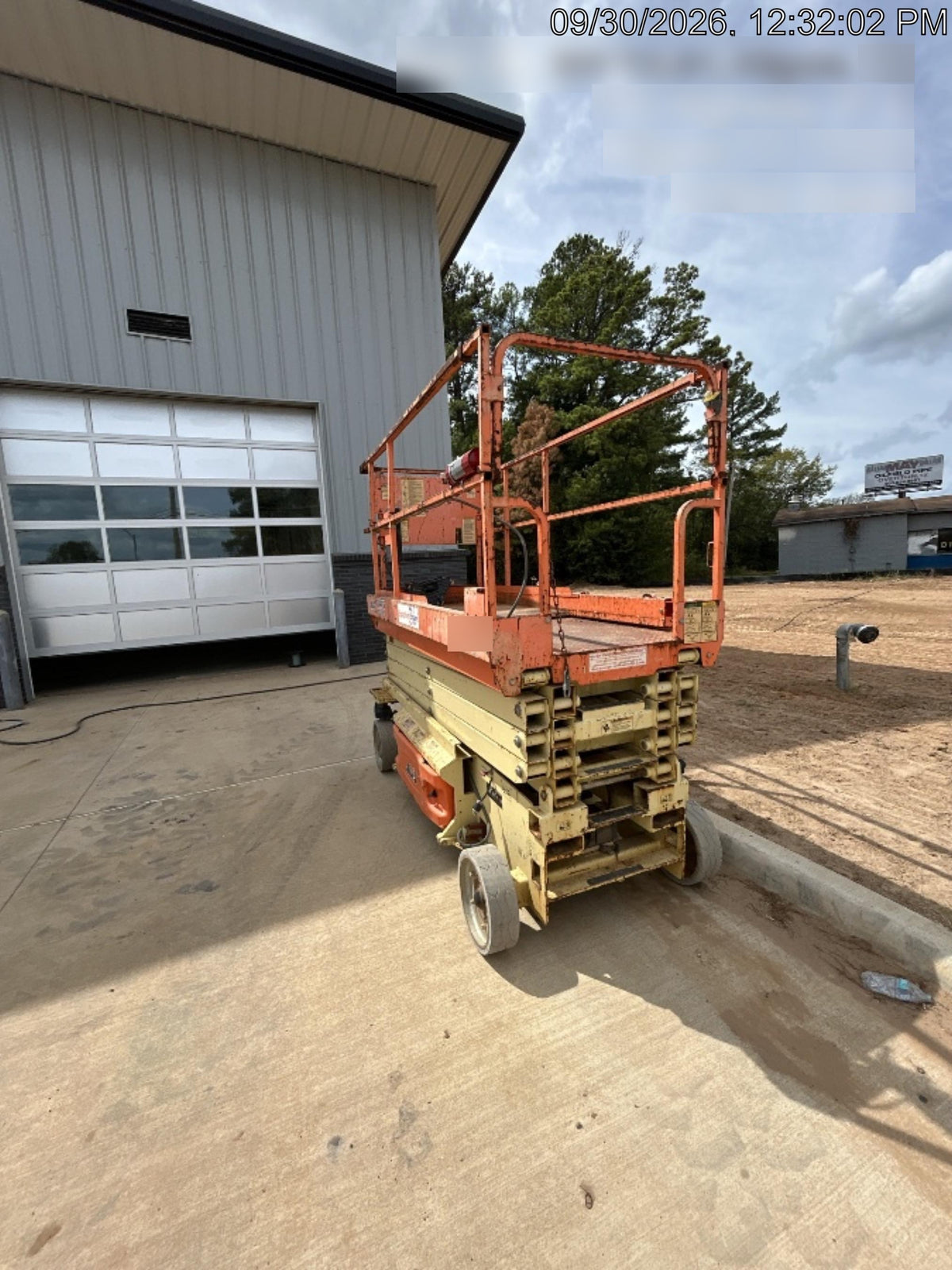 2016 JLG 3246ES