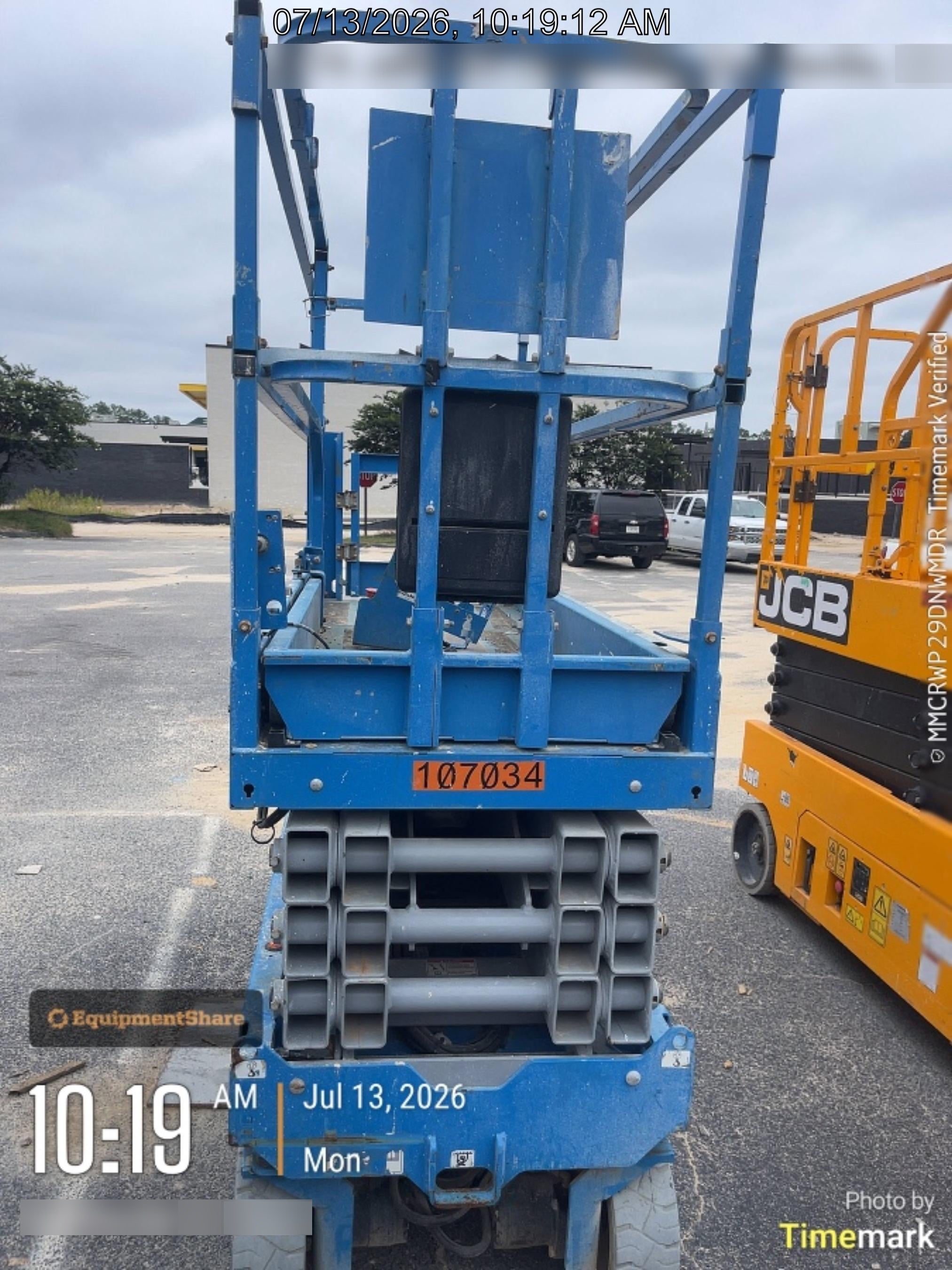 2020 GENIE GS-2632