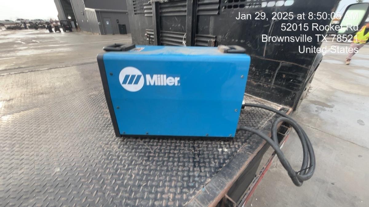 2023 MILLER ELECTRIC XMT 350