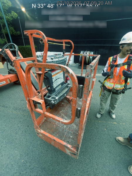 2021 JLG 340AJ