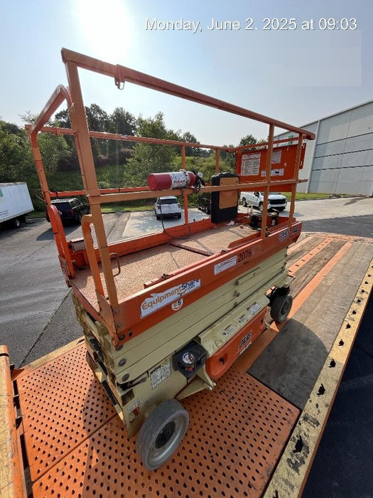 2016 JLG 3246ES