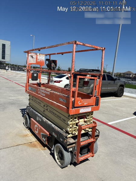2023 JLG ES2632