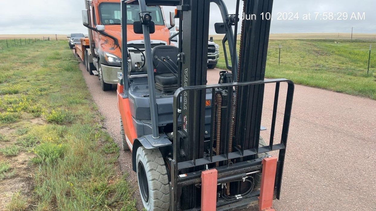 2022 TOYOTA 50-8FGU25