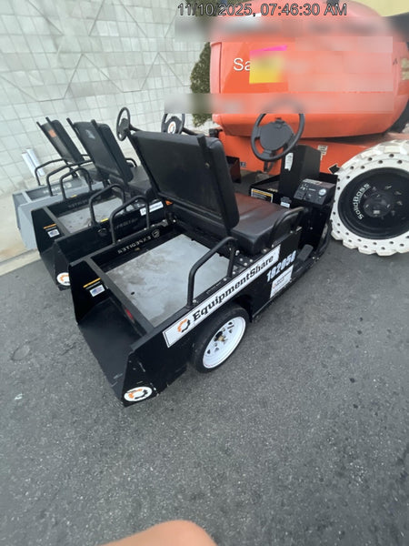2021 Expeditor Expeditor 3 wheel Expeditor, Steering Wheel, Solid Non marketing tires, Ball Hitch, Front bumper, Painted Black