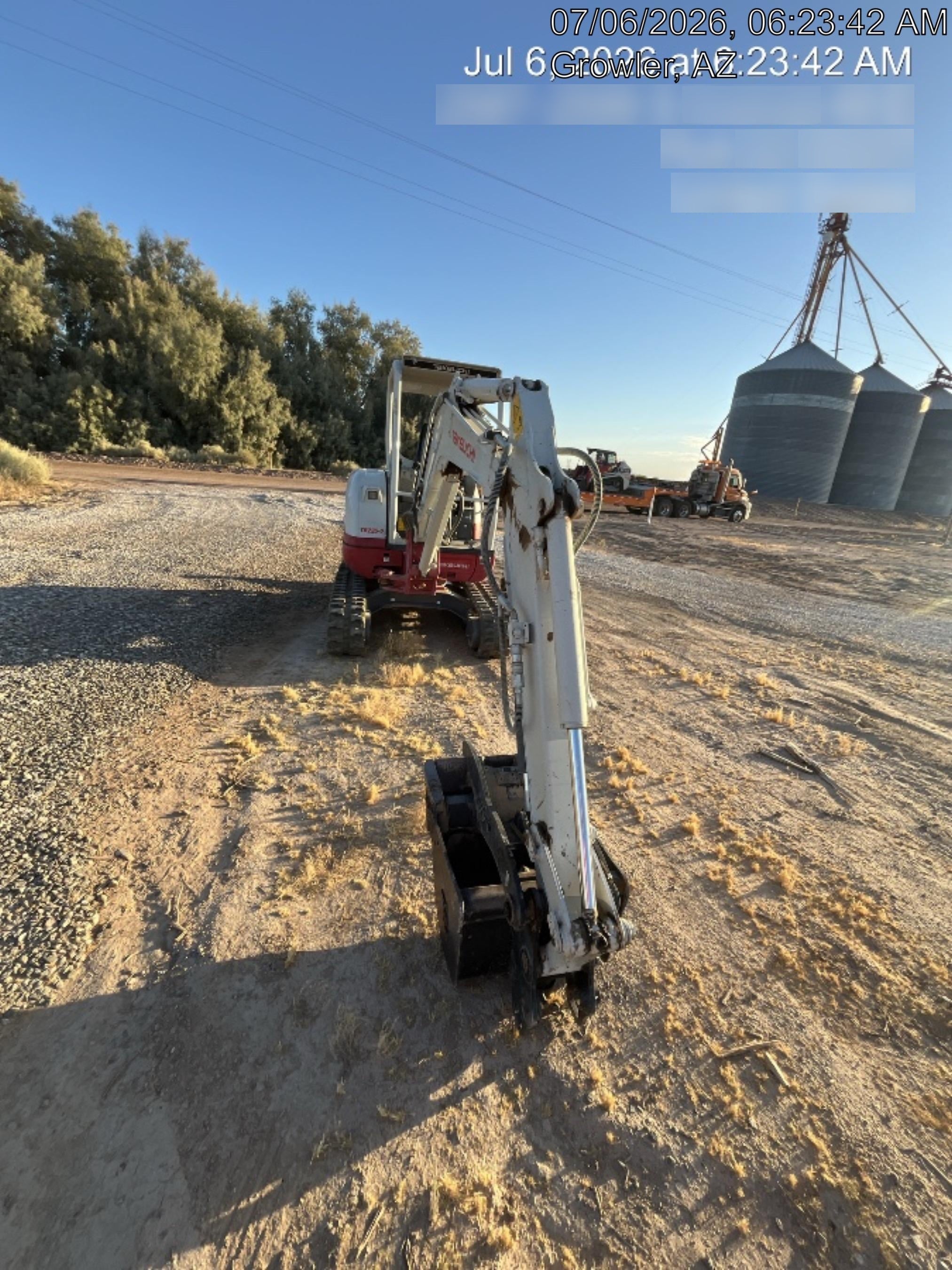 2025 TAKEUCHI TB235-2R
