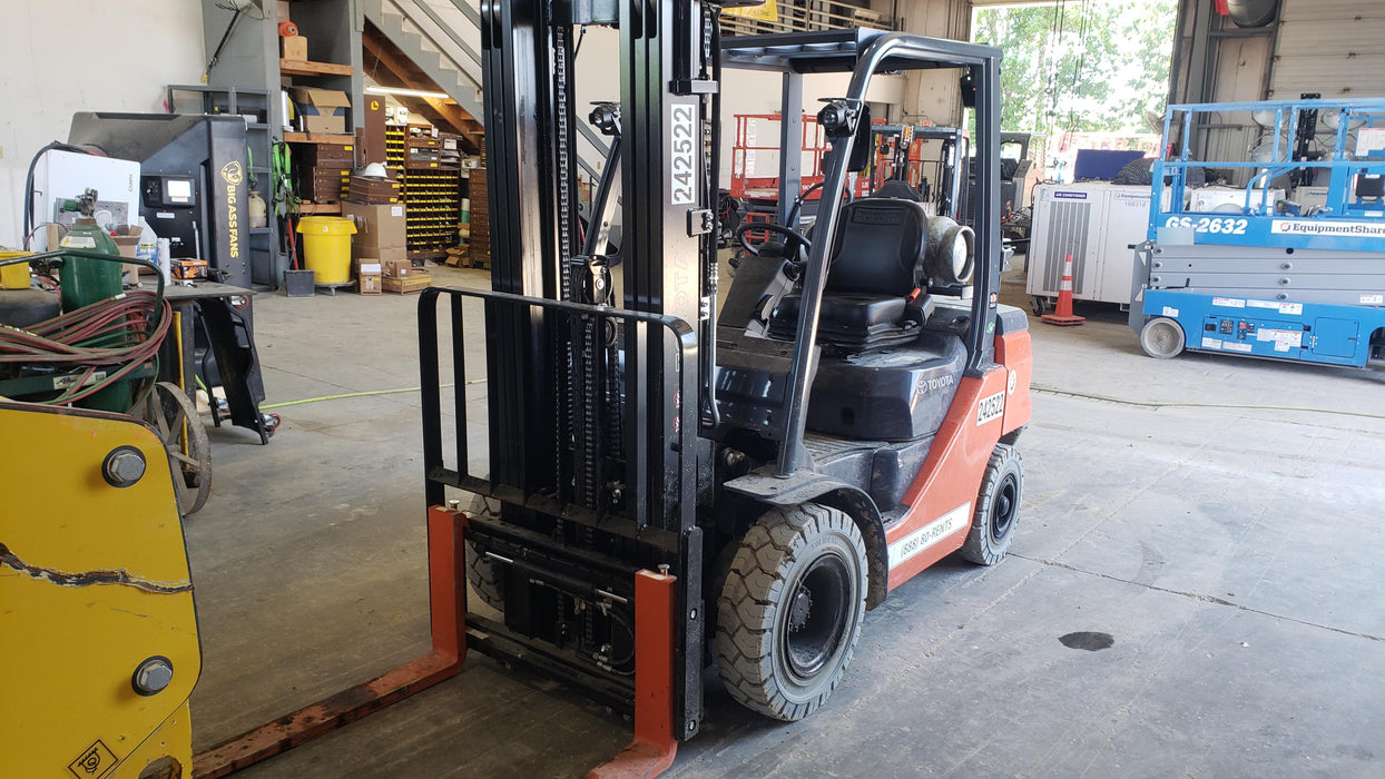 2022 TOYOTA 50-8FGU25