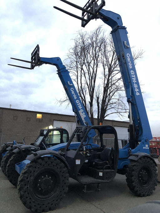 2018 Genie GTH-844 Genie GTH-844 w/Open ROPS, Solid Tires, beacon/work lights, 60" carriage/forks
