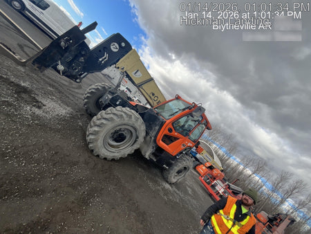 2025 JLG 1732