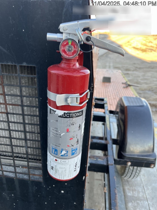 2021 Lincoln Electric Vantage 322 Vantage 322 Ready Pak 3 w/ Decals, ORANGE (includes trailer, cable rack, fender light kit) NO Telematics