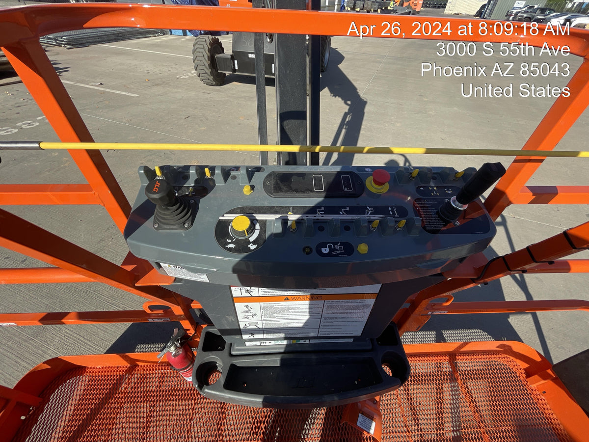 2024 JLG 660SJ