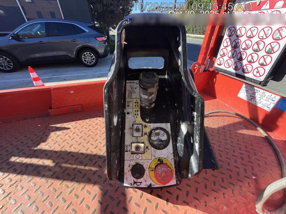 2020 Skyjack SJIII-3219 Solid NM Tires, Half height spring hinged entry gate, Dual Beacons, 800W Inverter