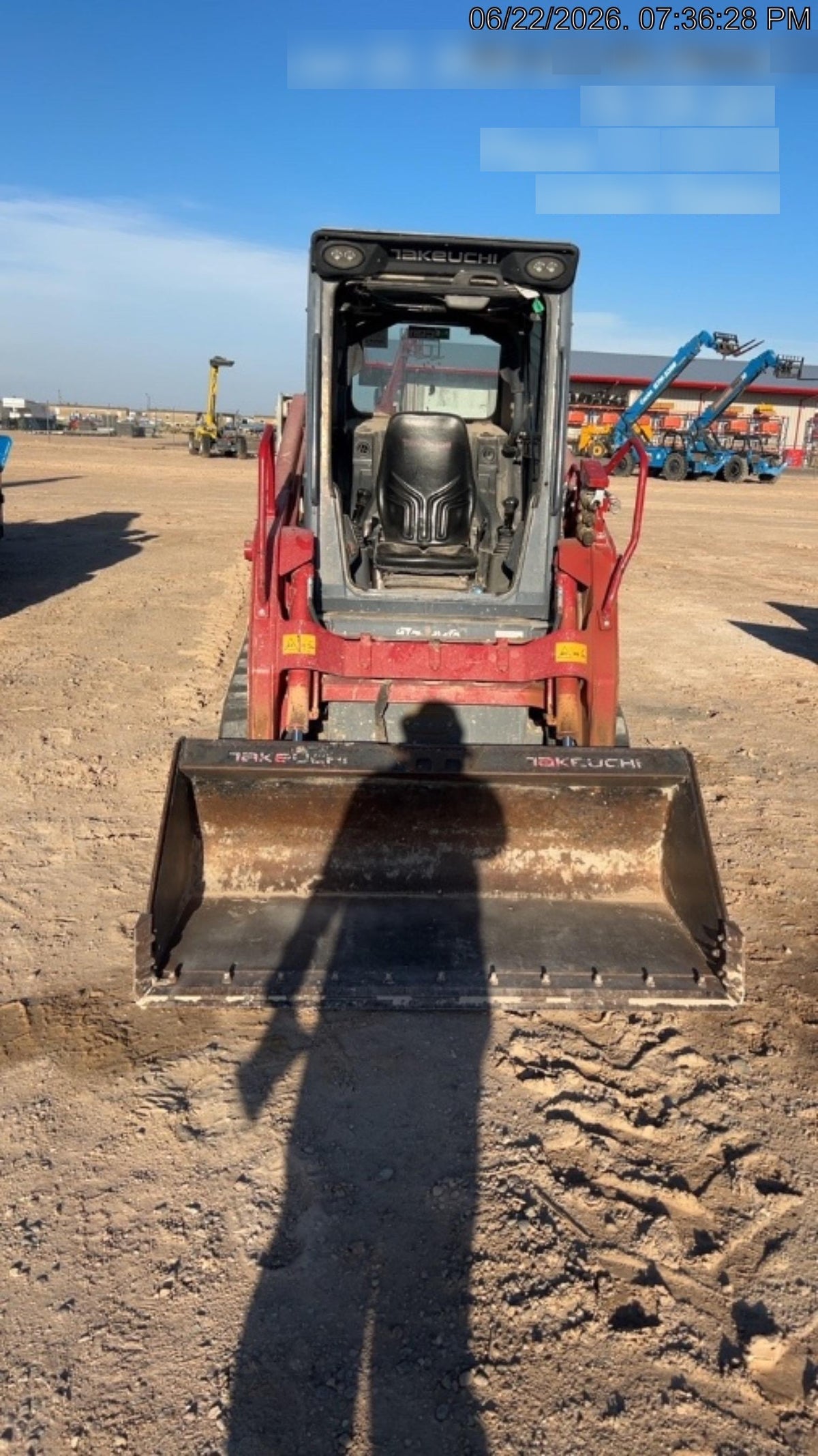 2022 TAKEUCHI TL8R2-CR