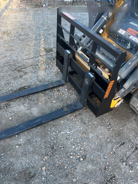 2026 ARROW MATERIAL HANDLING 72" Pallet Forks - Arrow
