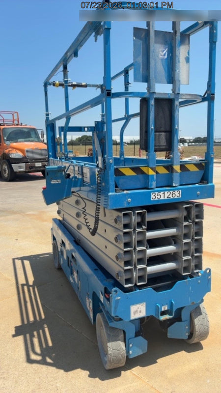 2023 GENIE GS-3232