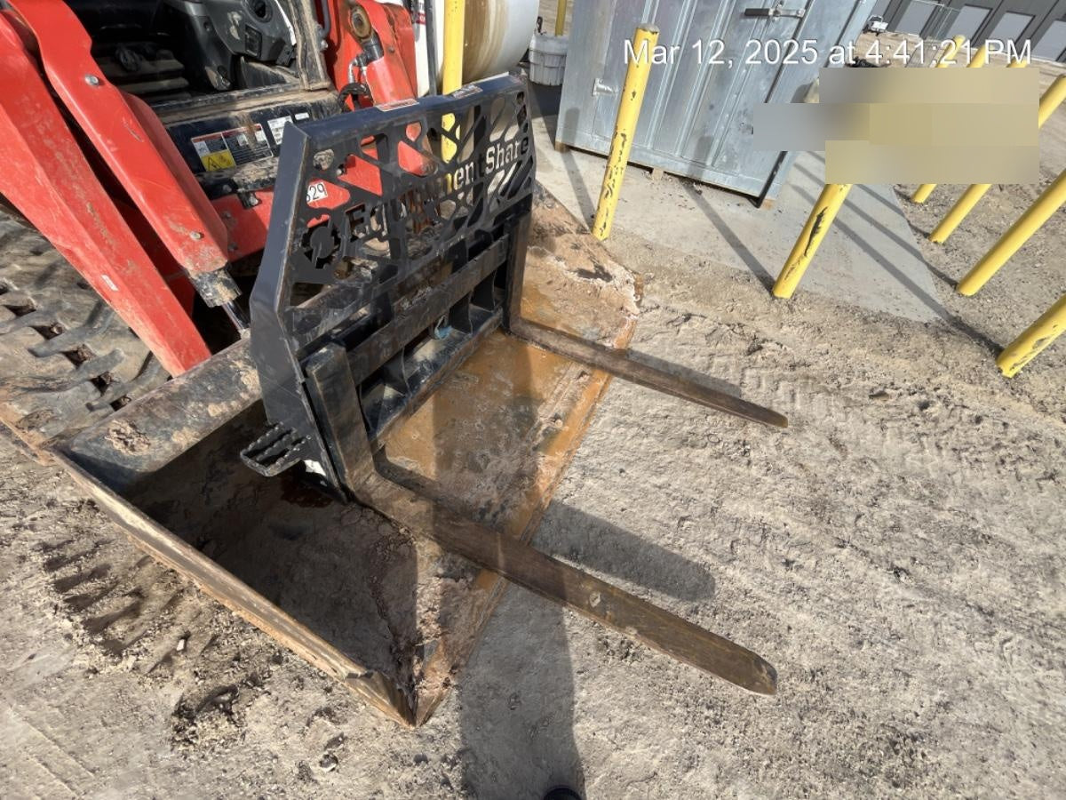 2023 PALADIN 48" Pallet Forks - Paladin