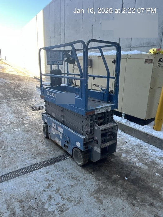 2019 Genie GS-1930 Fixed rails with chain Entry