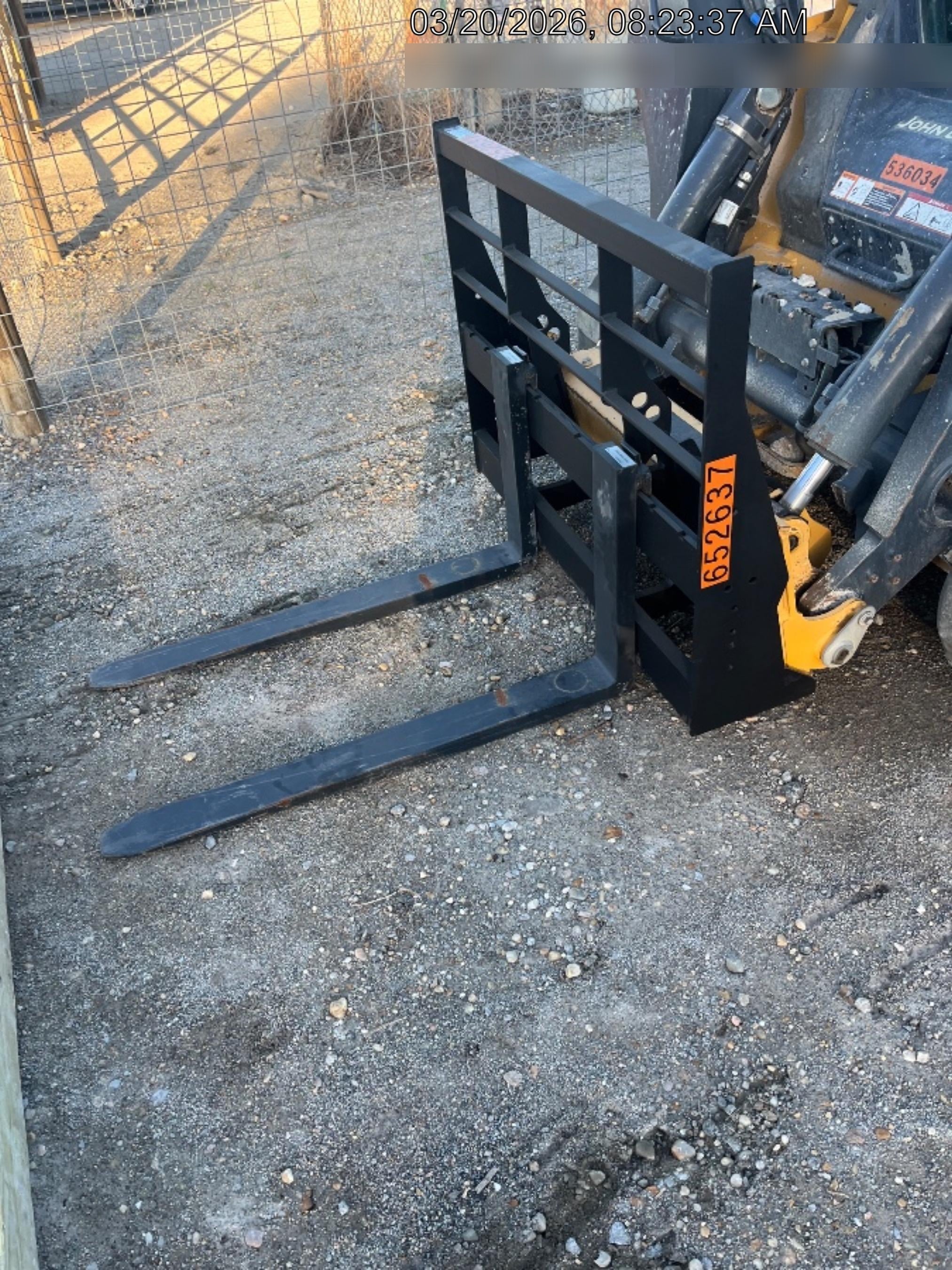 2026 ARROW MATERIAL HANDLING 72" Pallet Forks - Arrow