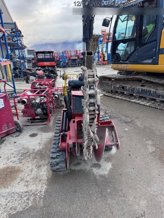 2020 DITCH WITCH C24XA