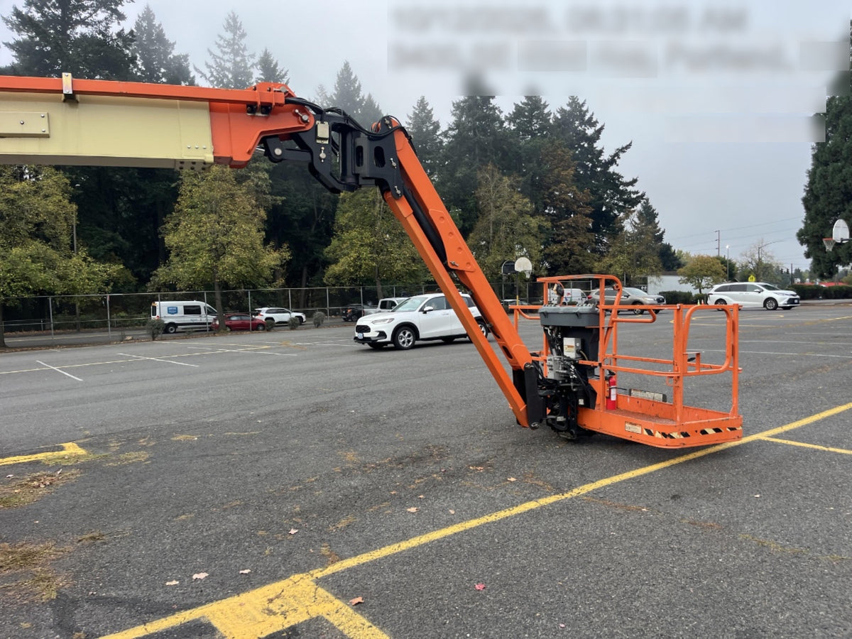 2020 JLG 1250AJP