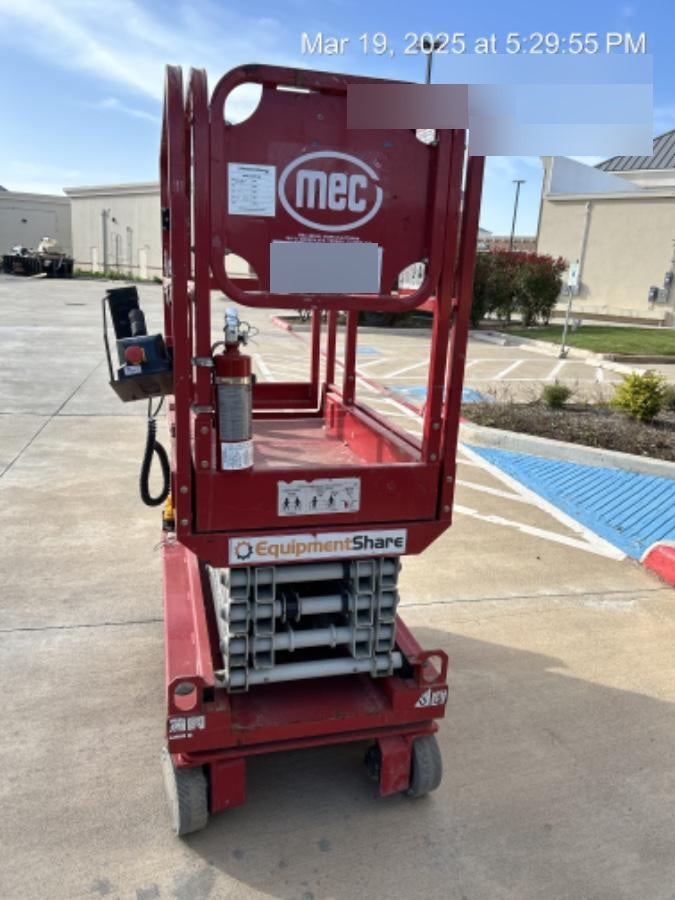 2019 MEC 1330SE MEC 1330SE w/ES Track Hardware, Full Extended 2 Year Warranty