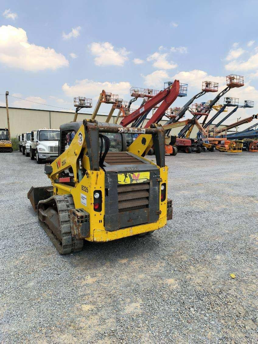 2018 Wacker Neuson ST31 Wacker Neuson ST31 w/Canopy, Selectable EH Controls, Counter weight, Foot Throttle, Bucket Leveling, 75" Smooth Bucket, Pallet Forks