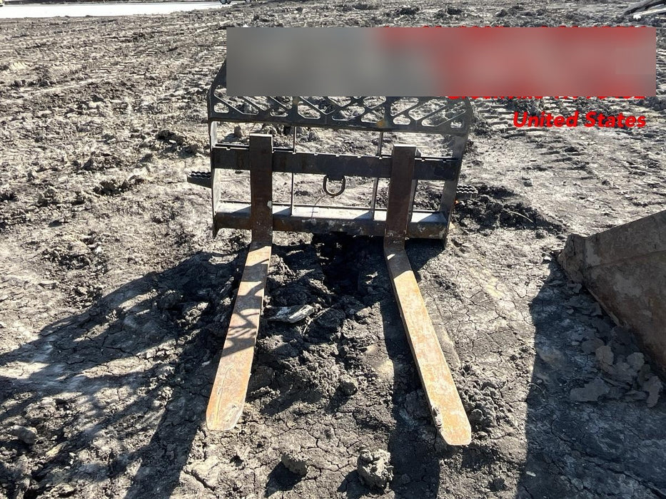 2022 PALADIN 48" Pallet Forks - Paladin