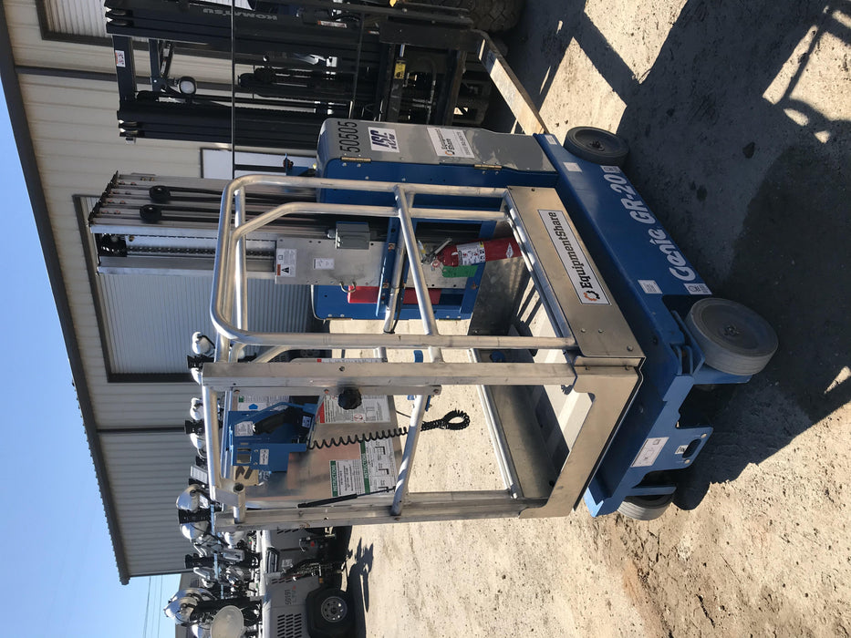 2019 GENIE GR-20