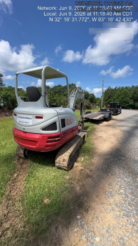 2022 TAKEUCHI TB235-2R