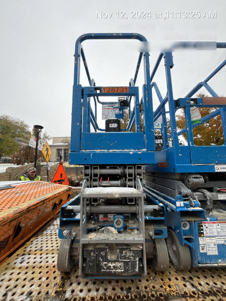 2021 GENIE GS-1330m