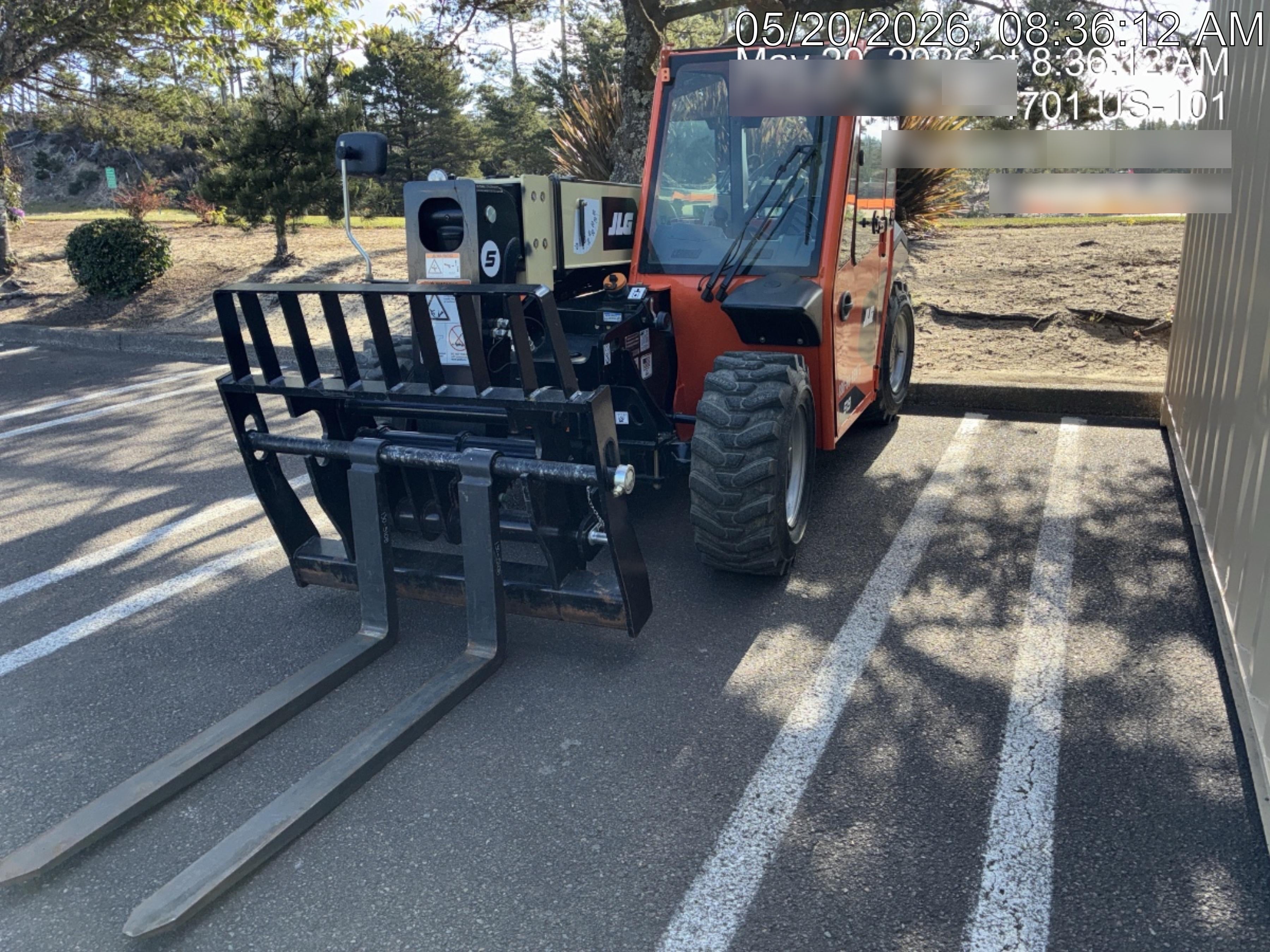 2025 JLG 519