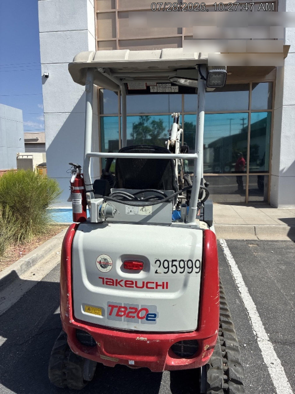 2023 TAKEUCHI TB20e