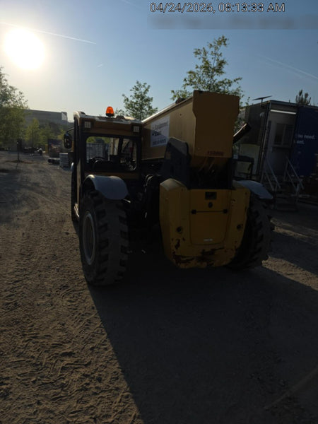2021 SANY STH1056