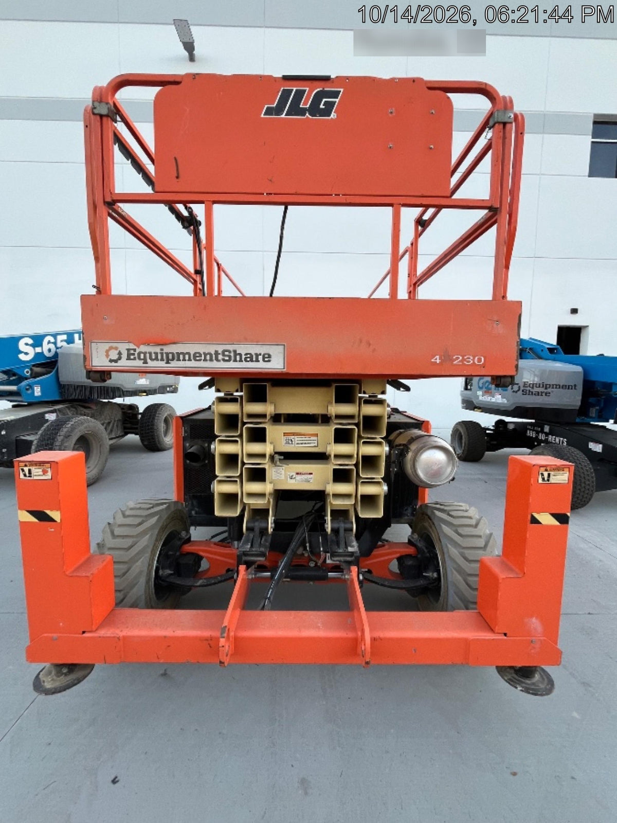 2019 JLG 430LRT