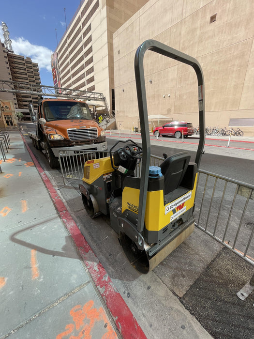 2023 WACKER NEUSON RD12A