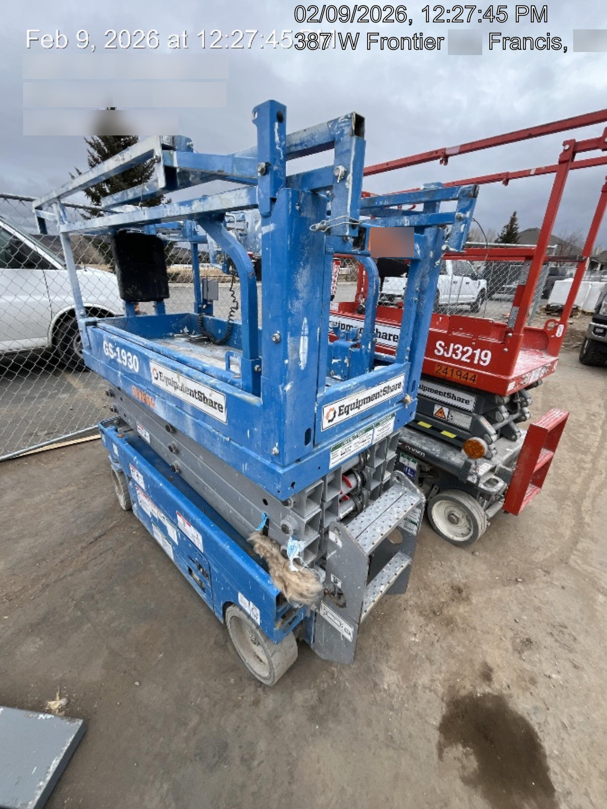 2020 Genie GS-1930 Solid Non Marking Tires, Beacon, Folding rails with half height swing gate, 800W Inverter