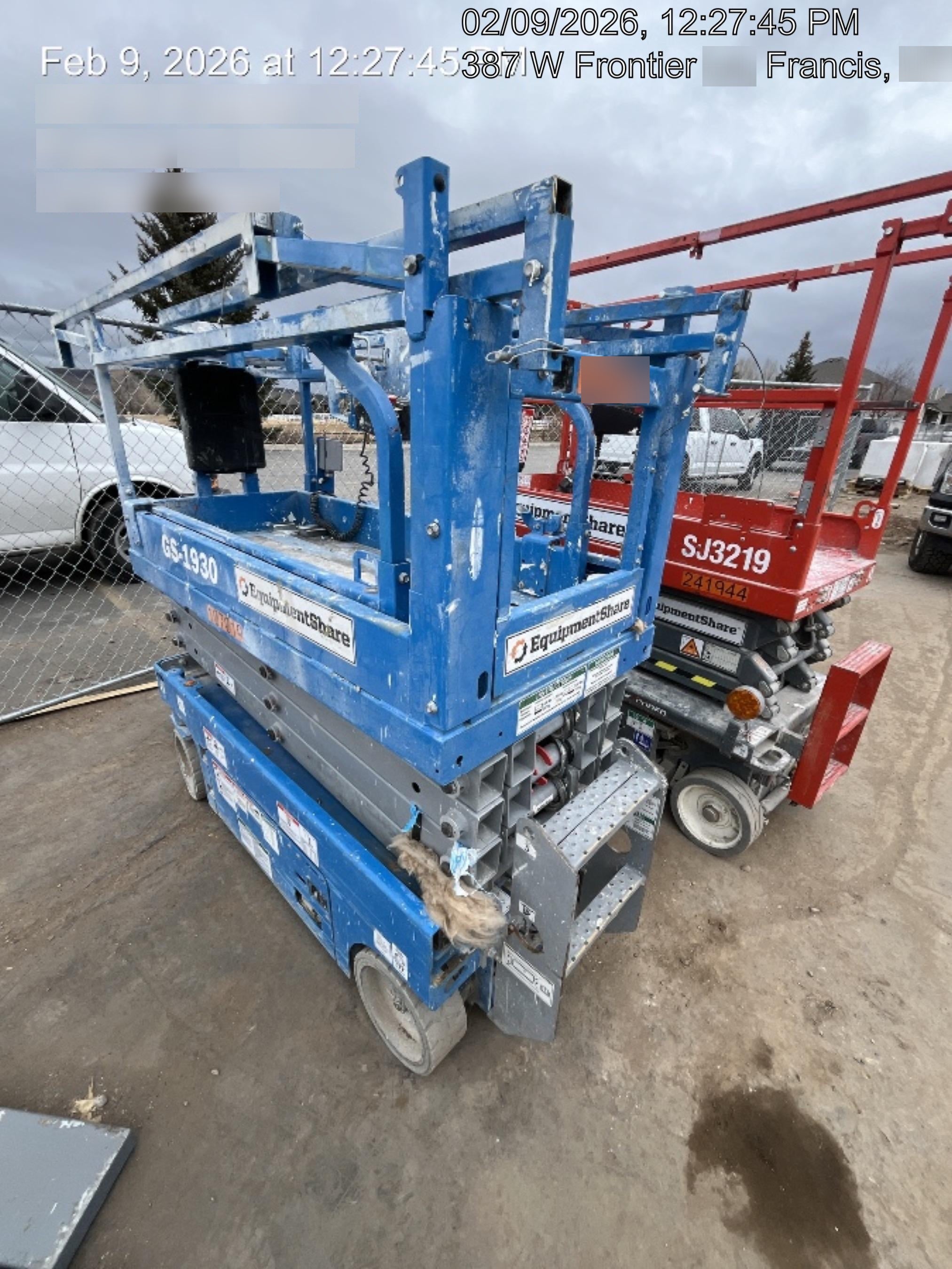 2020 Genie GS-1930 Solid Non Marking Tires, Beacon, Folding rails with half height swing gate, 800W Inverter