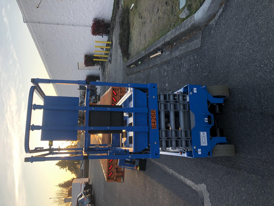 2020 Genie GS-1930 Solid Non Marking Tires, Beacon, Folding rails with half height swing gate, 800W Inverter