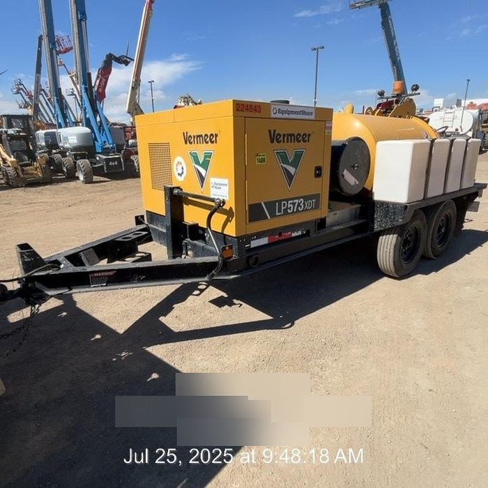 2022 VAC-TRON LP573XDT