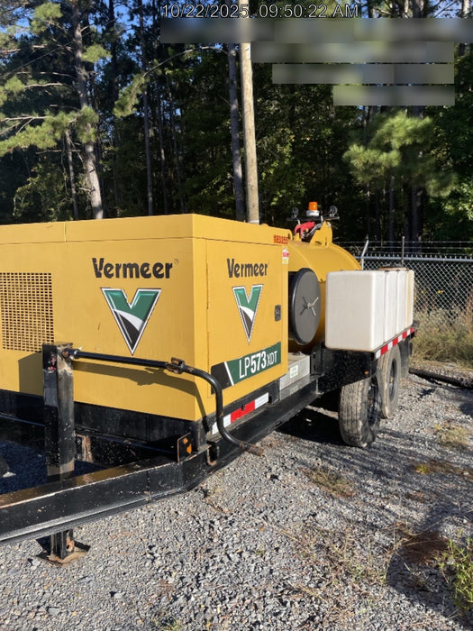 2021 VAC-TRON LP573XDT