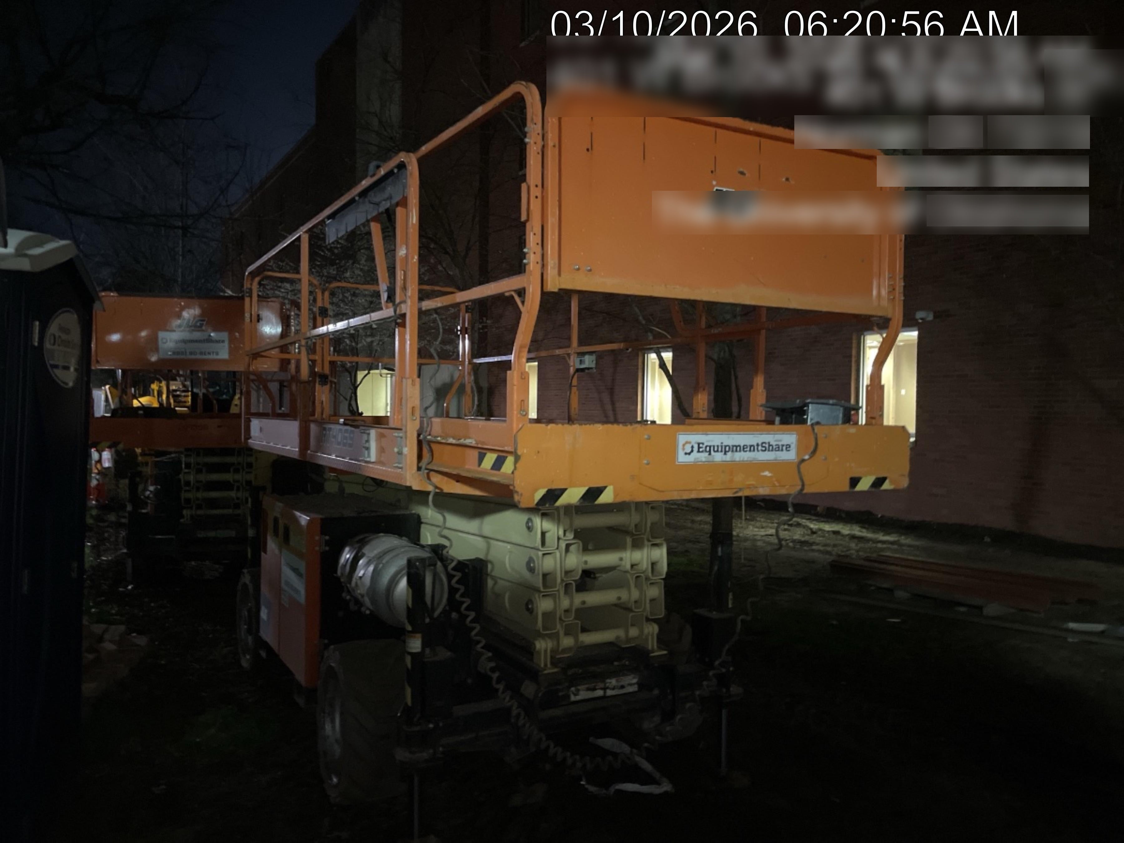 2021 JLG RT4069