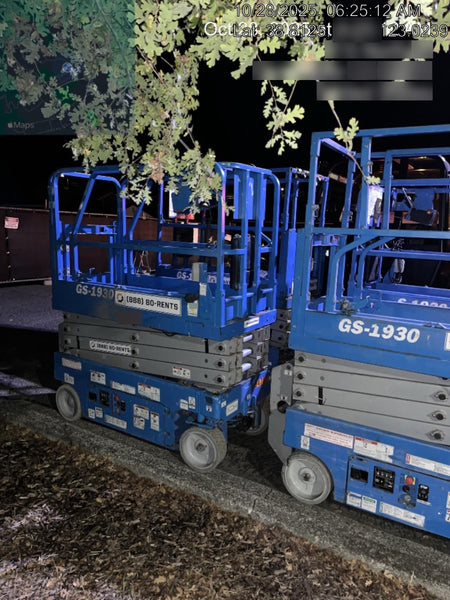 2019 Genie GS-1930 Half Height Swing Gate, 800W Inverter