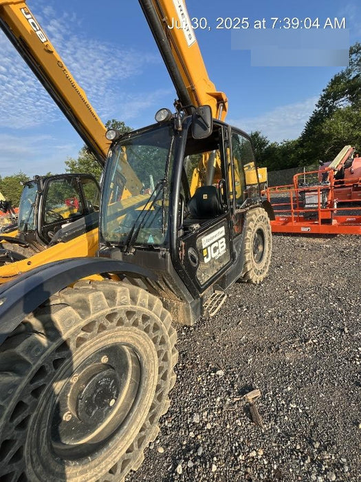 2020 JCB 510-56 Cab/Heat/Air, Solid Tires, Work Lights, Beacon, Aux Hydraulics, Back up Alarm, Lifting Eye, ES Decals