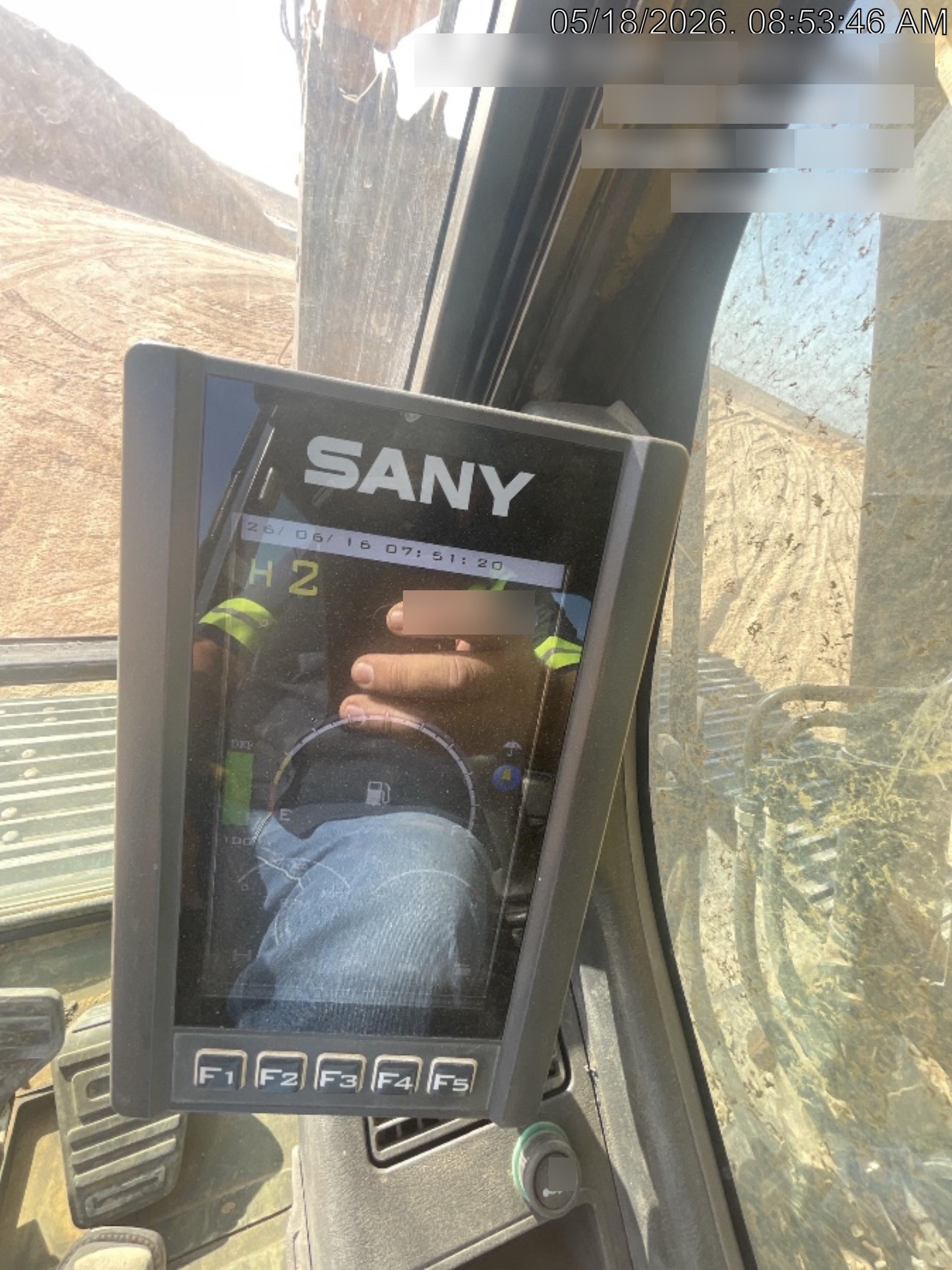 2019 SANY SY265C LC