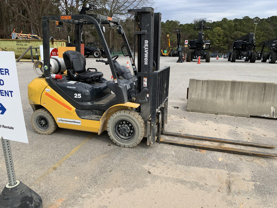 2019 KOMATSU FG25T-16