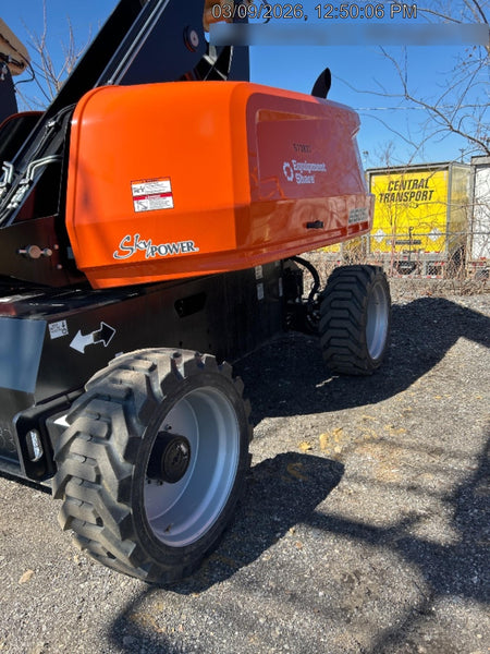2025 JLG 660SJ