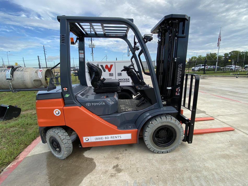 2022 TOYOTA 50-8FGU25