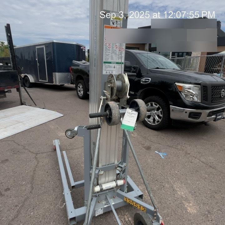 2023 GENIE SLC-24
