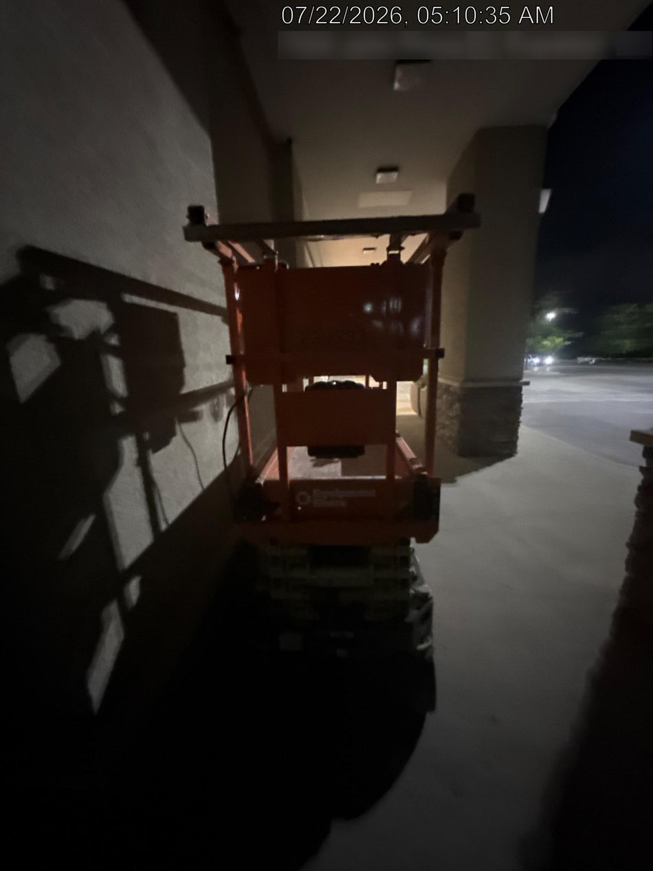 2022 JLG ES1932