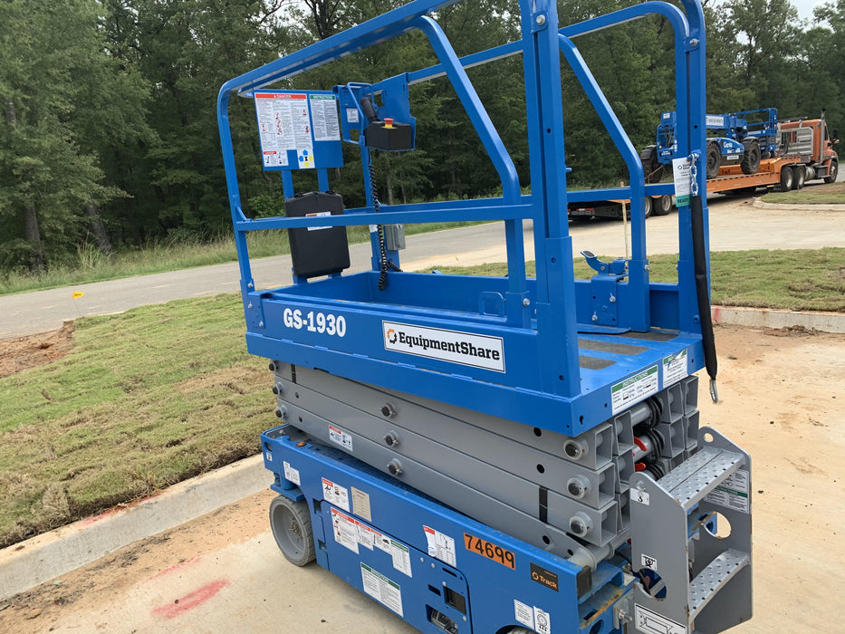 2020 Genie GS-1930 Fixed rails with chain entry gate - Pre A92.20