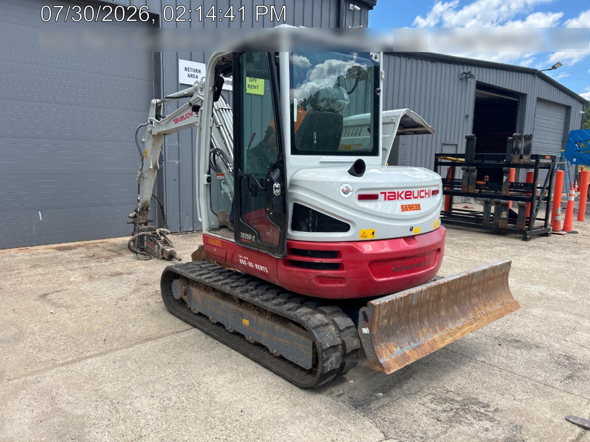 2025 TAKEUCHI TB250-2CR